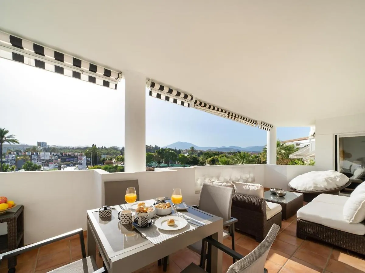 Apartamento En Playa Rocio Marbella